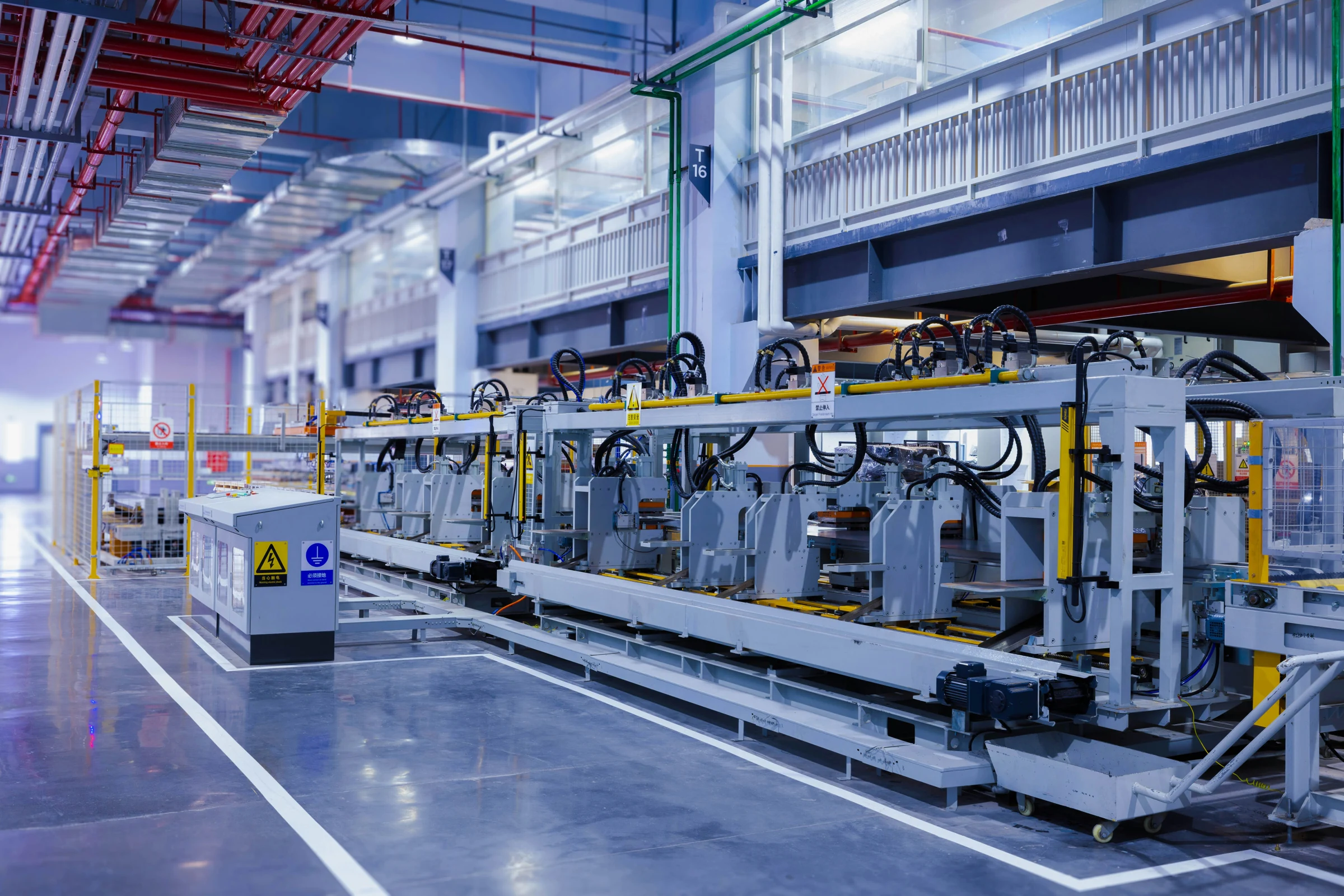 Fotografía real de equipamiento industrial
